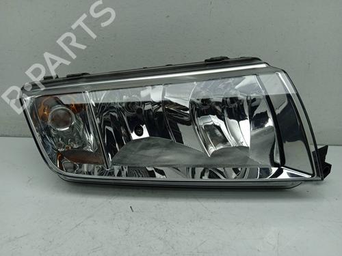 Used Right headlight SKODA FABIA I (6Y2) 1.4 (68 hp) 4295621