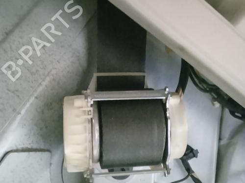 Used Rear right seatbelt RENAULT CLIO III Grandtour (KR0/1_) 1.2 16V (KR0P) (101 hp) 24457094