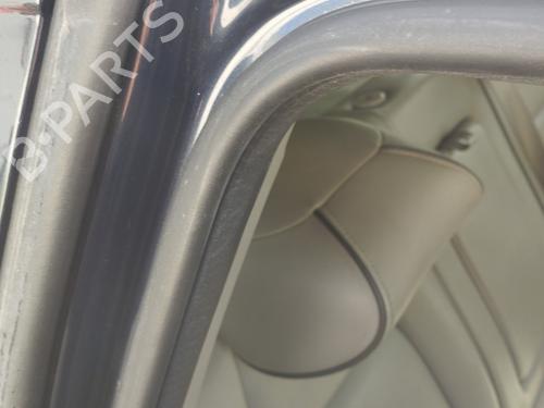 Used Rubber door seal JEEP GRAND CHEROKEE III (WH, WK) 3.0 CRD 4x4 (218 hp) 23427486