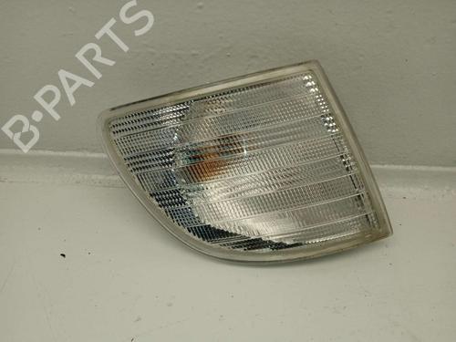 Used Right front indicator MERCEDES-BENZ VITO Van (W638) [1997-2003]  24854924