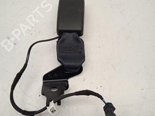 other-ds-ds-3-ds-3-crossback-ur_-uc_-uj_-15-bluehdi-130-ucyhzr-640351300-2018-16933182 main image