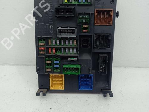 Used Fuse box Fuse box PEUGEOT 508 I (8D_) 2.0 HDi (140 hp) 31618380 31618380
