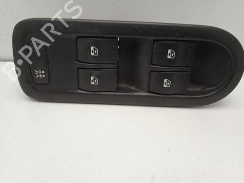 Left front window switch RENAULT SCÉNIC II (JM0/1_) 1.9 dCi (JM0G, JM12, JM1G, JM2C) | BP4306358I27