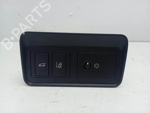 BP19495116I30 main image