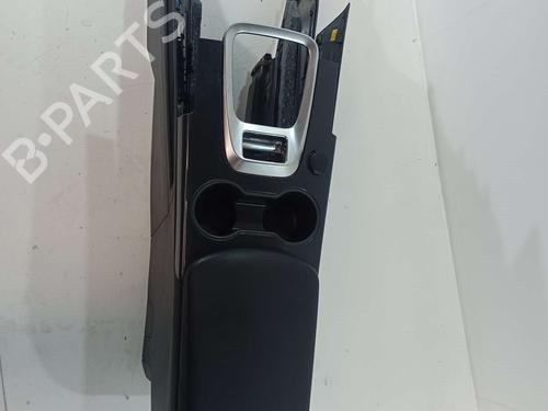 Armrest / Center console PEUGEOT 3008 I MPV (0U_) 1.6 BlueHDi 120 | BP19665703I20