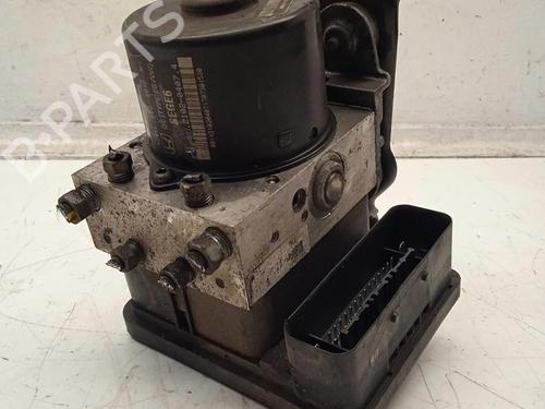 Used ABS pump HONDA ACCORD VII Tourer (CM, CN) [2002-2008]  13496505