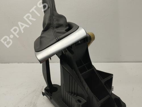Gear lever CITROËN C4 II (NC_) | BP24333011M90