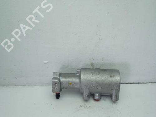 brake-master-cylinder-toyota-yaris-_p13_-2010-2011-2012-2013-2014-2015-2016-2017-2018-2019-2020-32477000 main image