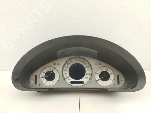Used Instrument cluster Instrument cluster MERCEDES-BENZ E-CLASS (W211) E 270 CDI (211.016) (177 hp) 34055663 34055663