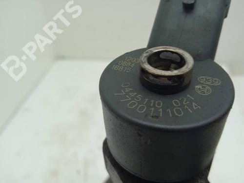 Used Injector RENAULT MEGANE I (BA0/1_) 1.9 dCi (BA05, BA1F) (102 hp) 11153857