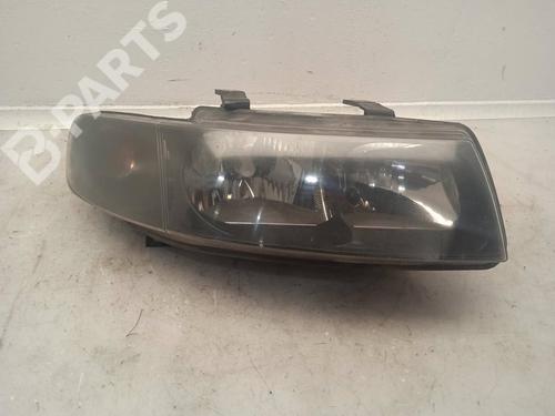 Used Right headlight Right headlight SEAT LEON (1M1) 1.6 16 V (105 hp) 11162110 11162110