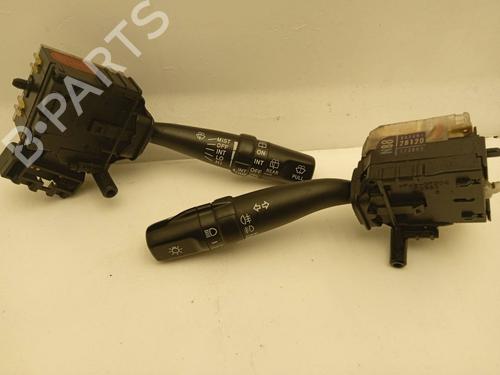 Used Headlight switch TOYOTA PREVIA II (_R3_) 2.0 D-4D (CLR30_, CLR30R) (116 hp) 4368517