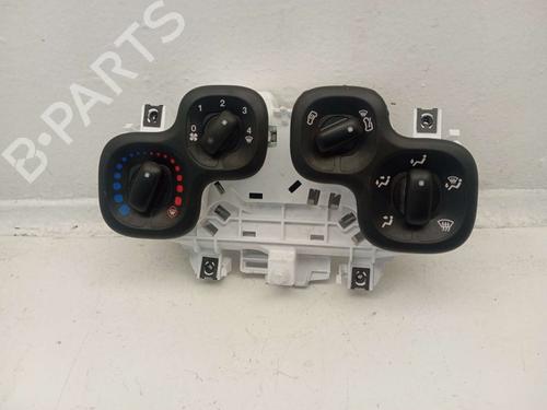 Used Climate control Climate control FIAT PANDA (312_, 319_) 1.0 Mild Hybrid (312.PYD1B) (69 hp) 40096601 40096601