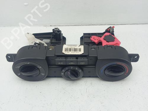 Used Climate control Climate control HYUNDAI i20 I (PB, PBT) 1.2 (78 hp) 33690735 33690735