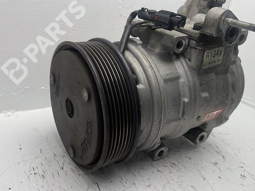 Used AC compressor KIA SORENTO I (JC) 2.5 CRDi 4WD (140 hp) 4303846