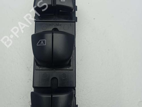 Used Left front window switch NISSAN LEAF (ZE0) Electric (109 hp) 20235798