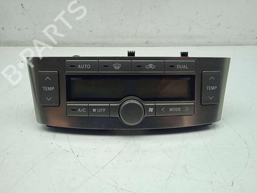 Used Climate control Climate control TOYOTA AVENSIS Estate (_T25_) 2.0 D-4D (ADT250_, ADT250R) (126 hp) 11732237 11732237