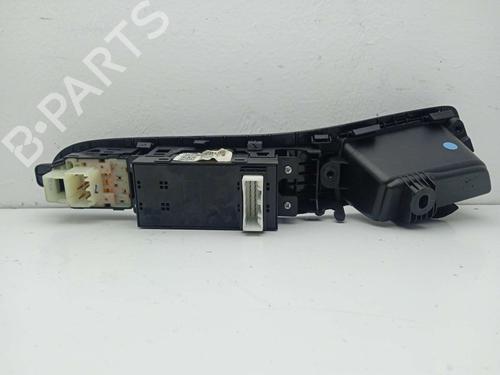 Left front window switch HYUNDAI i20 II (GB, IB) | BP24403867I27 - Image 3