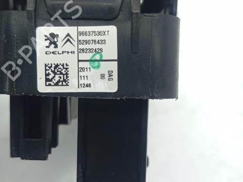 Left front window switch CITROËN C3 II (SC_) 1.4 VTi 95 | BP32188915I27