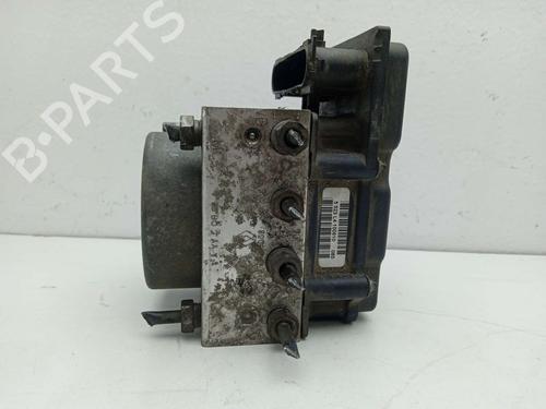 Used ABS pump RENAULT CLIO III Grandtour (KR0/1_) [2007-2026]  24500186