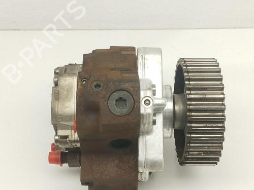 Used Injection pump Injection pump RENAULT SCÉNIC II (JM0/1_) 1.9 dCi (JM0G, JM12, JM1G, JM2C) (120 hp) 39074613 39074613