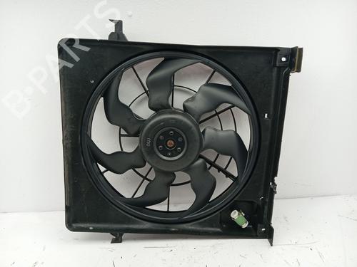 Used Radiator fan Radiator fan HYUNDAI i30 (FD) 1.6 CRDi (116 hp) 33872400 33872400