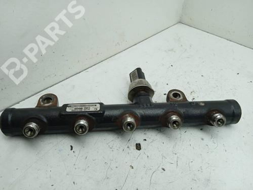 Used Injection rail PEUGEOT EXPERT Van (VF3A_, VF3U_, VF3X_) [2007-2026]  4354380