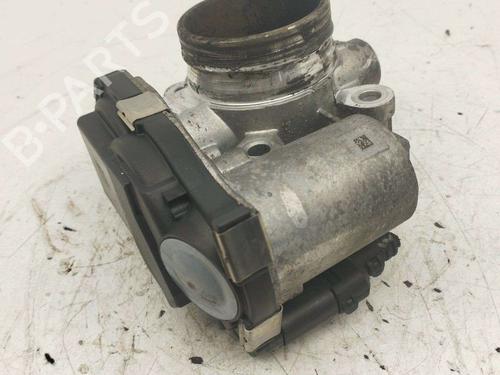 Used Throttle body Throttle body 32668722 32668722