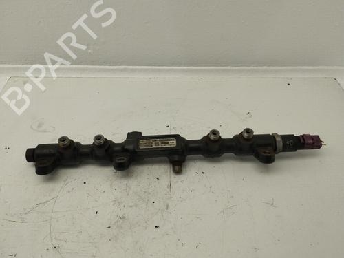 injection-rail-ford-mondeo-iii-b5y-2000-2001-2002-2003-2004-2005-2006-2007-31615700 main image