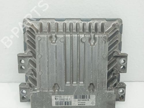 Used Engine control unit (ECU) RENAULT MEGANE III Coupe (DZ0/1_) [2008-2016]  31620444