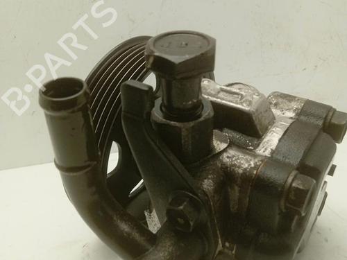 Used Steering pump HYUNDAI ACCENT II (LC) 1.5 CRDi (82 hp) 4304877