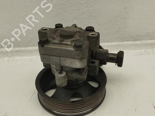 Used Steering pump HYUNDAI ELANTRA III Saloon (XD) 2.0 CRDi (113 hp) 31618836