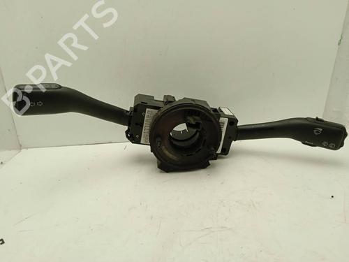 Used Headlight switch VW GOLF IV (1J1) 1.6 16V (105 hp) 4273710