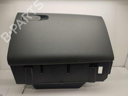 Used Glove box VOLVO V40 Hatchback (525) D2 (114 hp) 18072280