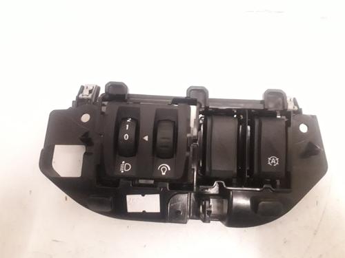 switch-renault-clio-iv-bh_-2012-2013-2014-2015-2016-2017-2018-2019-2020-2021-4336176 main image