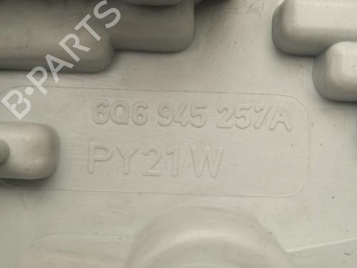 Left taillight VW POLO IV (9N_, 9A_) 1.4 16V | BP4316470C34