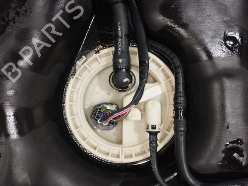 Used Fuel pump LAND ROVER RANGE ROVER SPORT I (L320) 4.4 4x4 (299 hp) 23043584