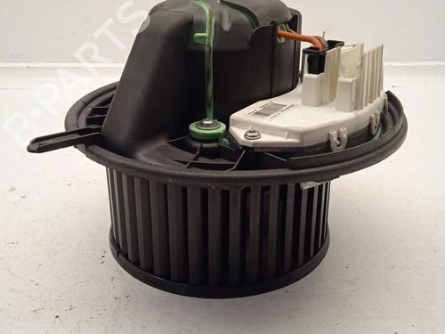 Used Heater blower motor BMW 1 Coupe (E82) 118 d (143 hp) 16855654