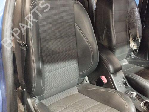 Used Right front seat RENAULT MEGANE III Hatchback (BZ0/1_, B3_) [2008-2026]  18548761