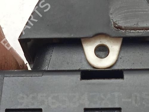 switch-peugeot-3008-i-mpv-0u_-2009-2010-2011-2012-2013-2014-2015-2016-2017-31618354 main image