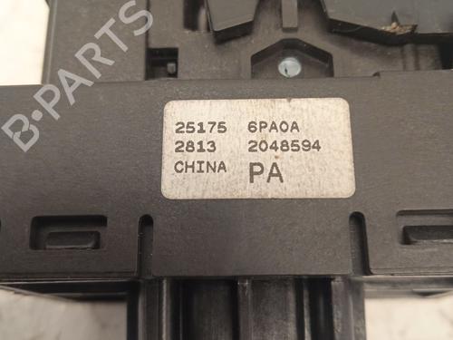 Switch NISSAN JUKE (F16_) 1.0 | BP32505350I30 