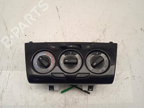 climate-control-lancia-ypsilon-312_-12-bi-fuel-312yxa1a-5n8500070-2011-11166214 main image