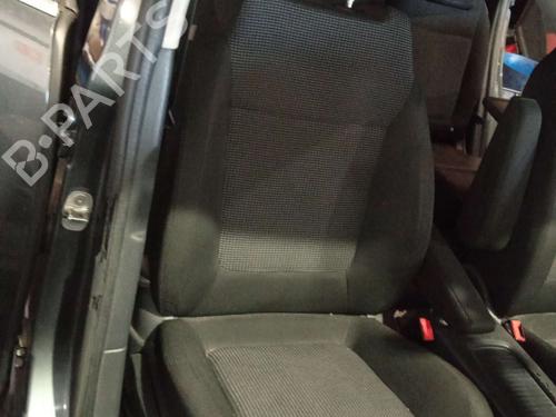 Used Right front seat Right front seat PEUGEOT 5008 (0U_, 0E_) 2.0 HDi 150 / BlueHDi 150 (150 hp) 16316715 16316715