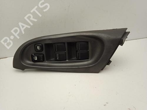 Used Left front window switch NISSAN ALMERA II Hatchback (N16) 2.2 Di (110 hp) 4308266