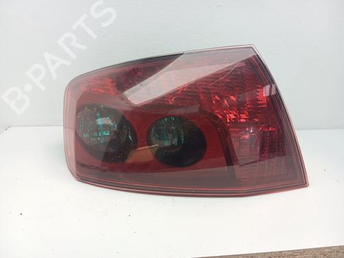 Used Left taillight Left taillight PEUGEOT 407 (6D_) 2.0 HDi 135 (6DRHRH, 6DRHRE, 6DRHRG, 6DRHRJ) (136 hp) 36503851 36503851