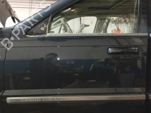 Used Left front door JEEP GRAND CHEROKEE III (WH, WK) 3.0 CRD 4x4 (218 hp) 23427496