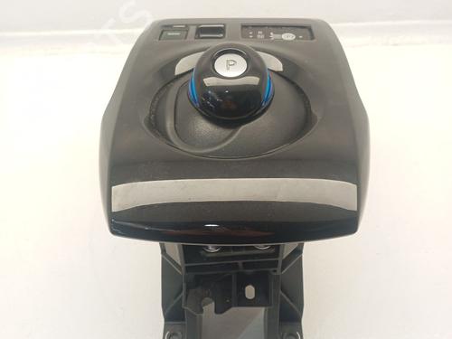 Used Gear lever Gear lever NISSAN LEAF (ZE1) Electric (150 hp) 40095665 40095665