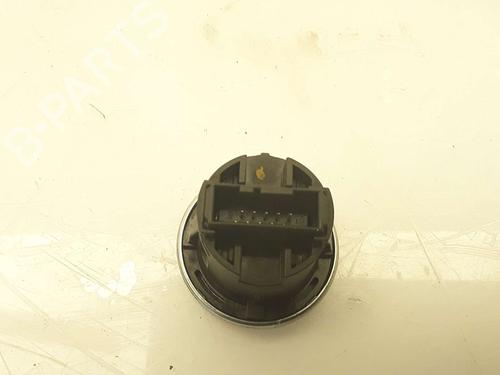 Switch BMW 3 (E90) 318 d | BP11152988I30 - Image 2