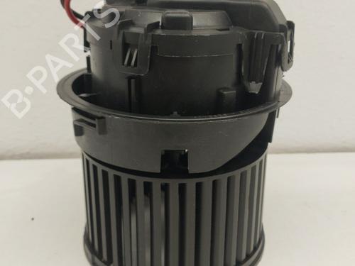 Used Heater blower motor Heater blower motor PEUGEOT 208 II (UB_, UP_, UW_, UJ_) 1.2 PureTech 100 (101 hp) 34139387 34139387