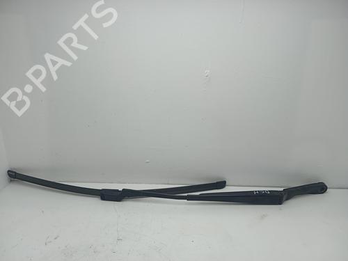 Used Front windshield wiper arm OPEL ASTRA J (P10) 2.0 CDTI (68) (160 hp) 18101152